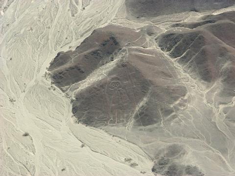 Nazca-spaceman.jpg